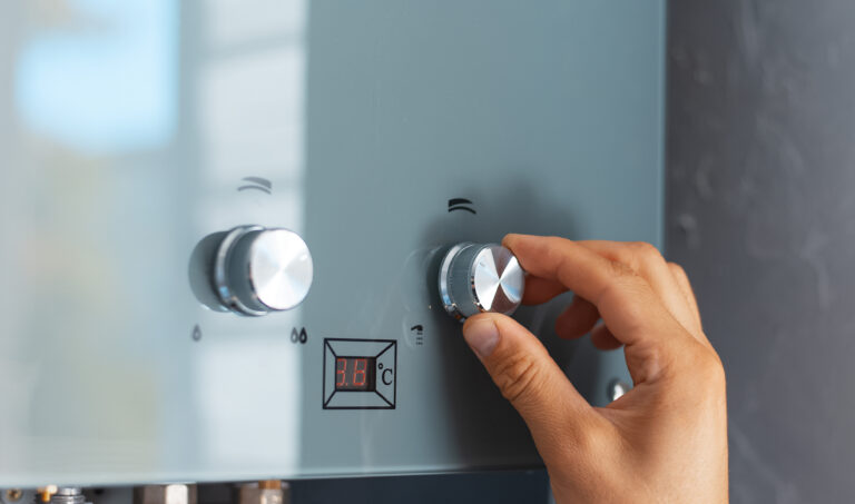 ¿Cuánto gasta un termo eléctrico encendido 24 horas al día? Tabla de costes